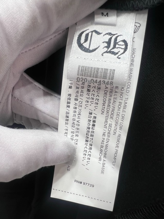 クロムハーツ 長袖Tシャツ n級 2025新作 高級感仕上げ 丁寧な縫製 上質コットン使用 数量限定入荷_4