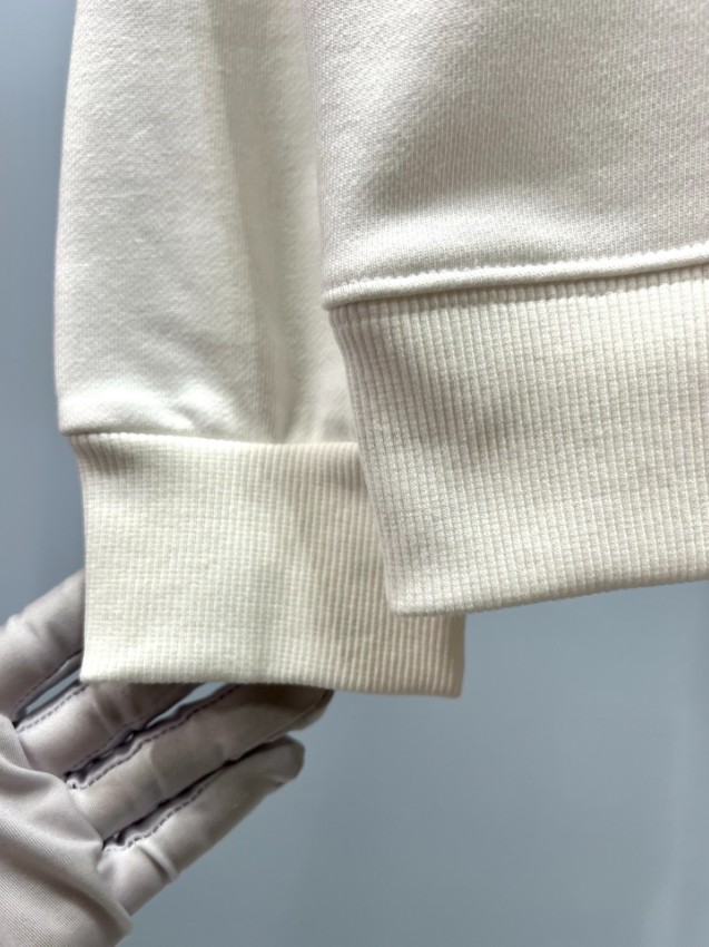 クロムハーツ スウェット コピー 2025新作 高級感仕上げ 上質素材 丁寧な縫製 クロスパッチデザイン_4