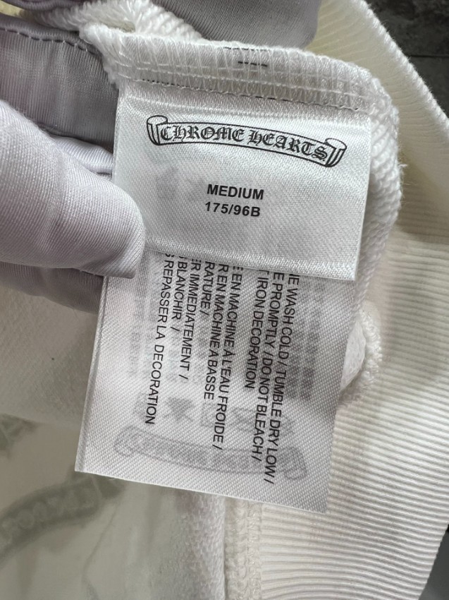 クロムハーツ スウェット コピー 2025新作 高級感仕上げ 上質素材 丁寧な縫製 クロスパッチデザイン_5