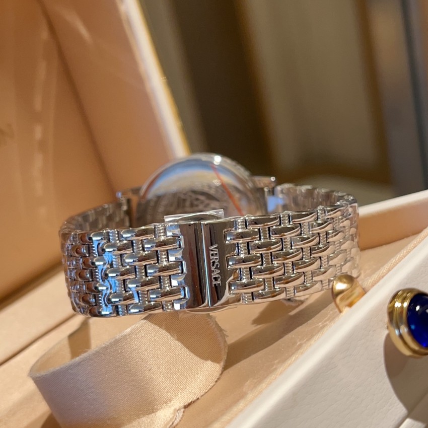 ヴェルサーチ 2025新作 ブランド コピー 高級感仕上げ 精密ディテール 銀×金コンビ レディース腕時計 上品デザイン_4