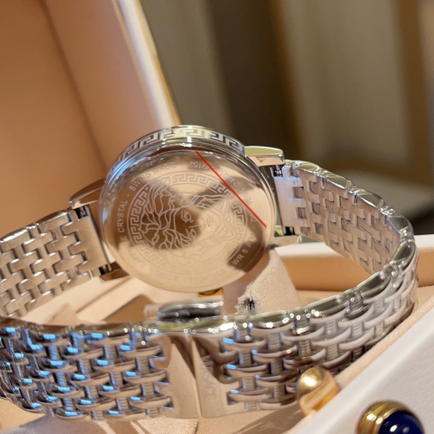 ヴェルサーチ 2025新作 ブランド コピー 高級感仕上げ 精密ディテール 銀×金コンビ レディース腕時計 上品デザイン_2