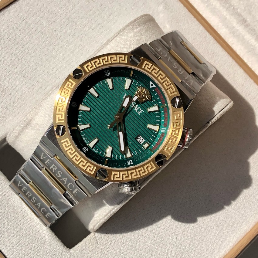 ヴェルサーチ AAA級レプリカ 高級感仕上げ 職人技術再現 精密ディテール メンズ腕時計 グリーンダイヤル 2025新作_6
