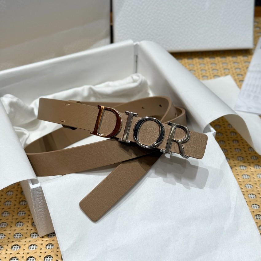 ディオール グレージュ ベルト 芸能人愛用モデル 上質レザー仕様 高級感仕上げ 数量限定入荷 レディース 人気_7