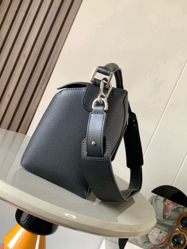 2025新作 ロエベ 偽物 パズルバッグ 高再現度 高品質仕上げ 上質感あふれる発送保証付き安心サイト_3