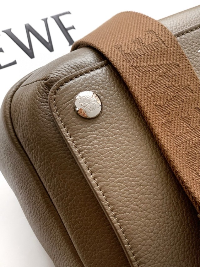 2025新作 ロエベ ブランド コピー 安全通販 ショルダーバッグ 高品質仕上げ 上質レザー 丁寧な縫製 安心取引保証_6