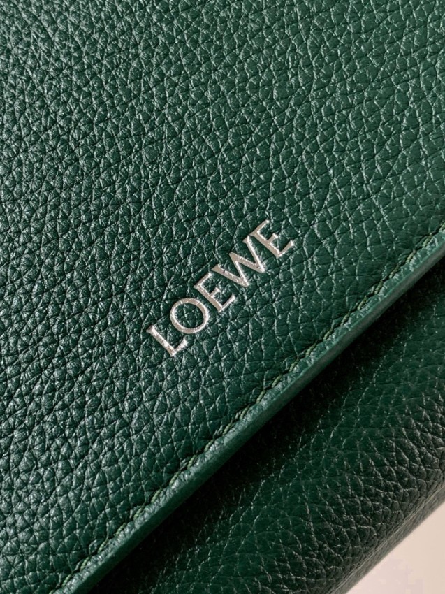 2025新作 ロエベ AAA級レプリカ ショルダーバッグ グリーン 高品質仕上げ 上質レザー 丁寧な縫製 発送保証付き_9