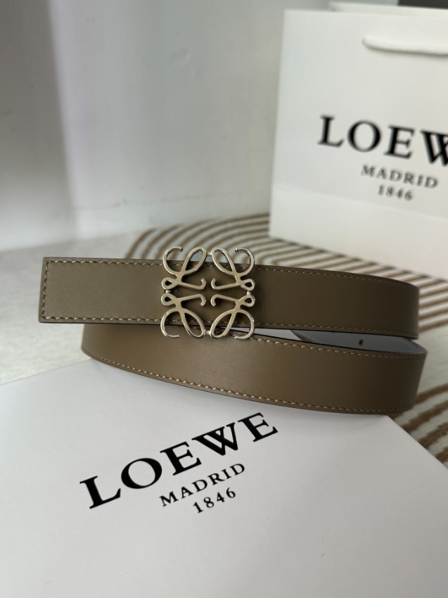 ロエベ ベルト n級 高再現度 2025新作 本革使用 精密ディテール 高級レベル仕様 正確な刻印 安心サイト_1