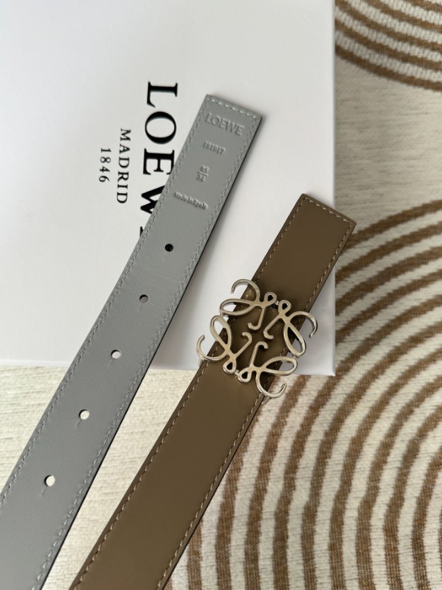 ロエベ ベルト n級 高再現度 2025新作 本革使用 精密ディテール 高級レベル仕様 正確な刻印 安心サイト_6