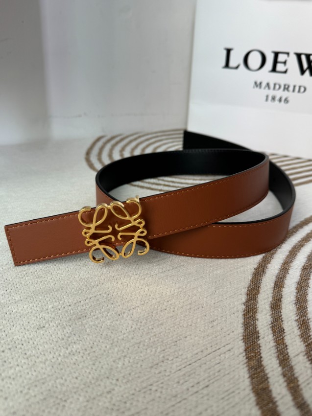 ロエベ ベルト 高再現度 スーパーコピー 職人仕上げ 高級感漂う 精密ディテール 上質レザー仕様 安心サイト対応_3