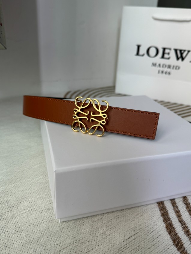 ロエベ ベルト 高再現度 スーパーコピー 職人仕上げ 高級感漂う 精密ディテール 上質レザー仕様 安心サイト対応_2