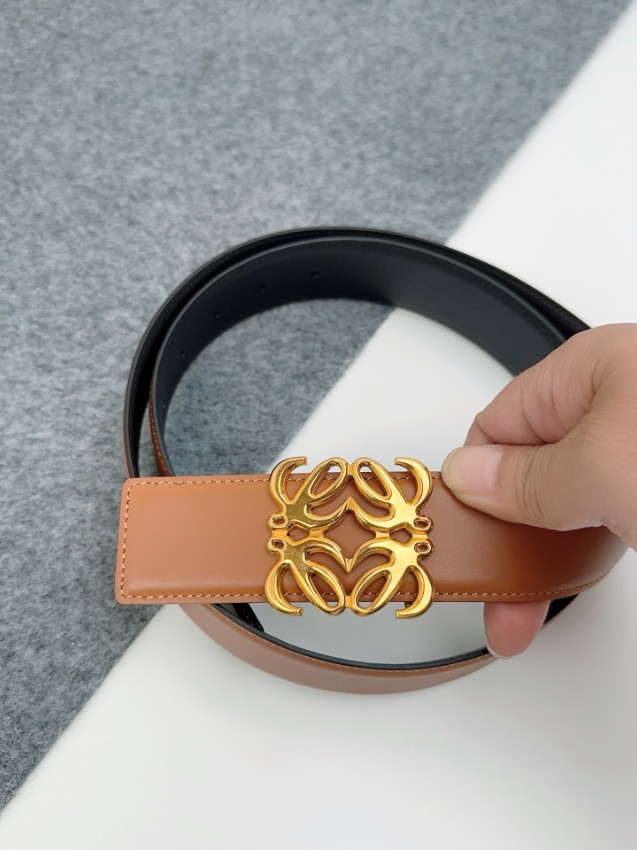 ロエベ メンズ ベルト 偽物 高再現度仕様 即納対応 正確な刻印 職人技術再現 高級感漂う仕上げ 上質レザー使用_5