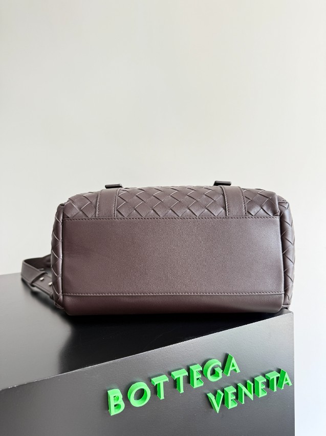 ボッテガヴェネタ メンズ バックパック 激安屋口コミ 高再現度仕様 即納対応 職人技術再現 上質レザー使用 高評価多数_4