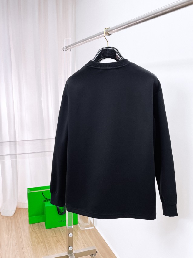 プラダ スウェット メンズ n級 数量限定入荷 精密ディテール仕様 ブラックトライアングルロゴデザイン 上質素材で快適な着心地_3