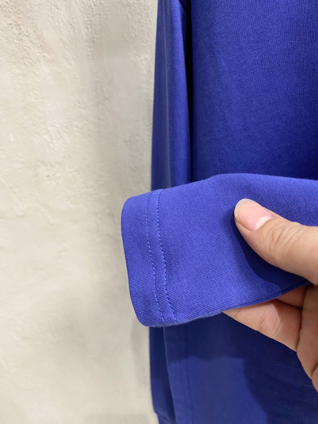 プラダ 長袖Tシャツ メンズ 偽物 高級感仕上げ 安心サイト ブルーカラー ロゴ刺繍モデル 上質コットン素材で快適な着心地_4