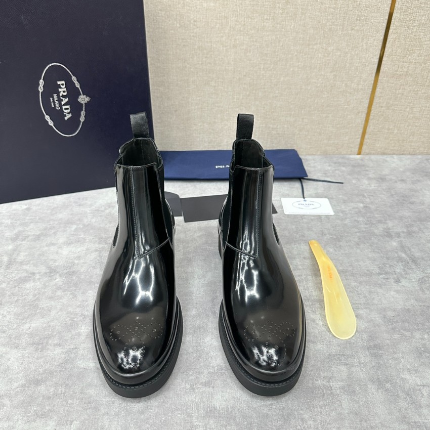プラダ ブーツ メンズ 優良サイト ノベルティ付き レビュー高リピ率 ブラックエナメル仕様 パンチングデザインモデル_1