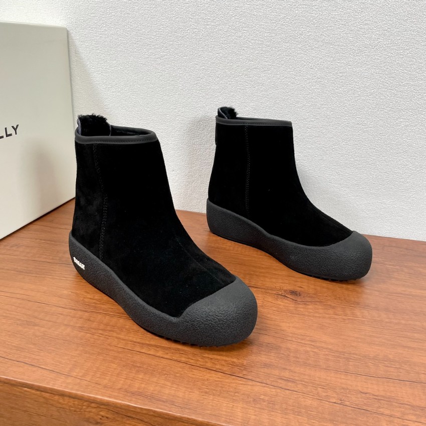 バリー ショートブーツ n級 2025新作 高再現度 モデル 上質スエード仕様 精密ディテール リピーター多数 発送保証 追跡可能_3