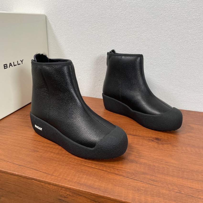 バリー ショートブーツ 偽物 バレない再現度 2025新作 グレインレザー仕様 高級感仕上げ 上質感漂うモデル 追跡可能 発送保証_2