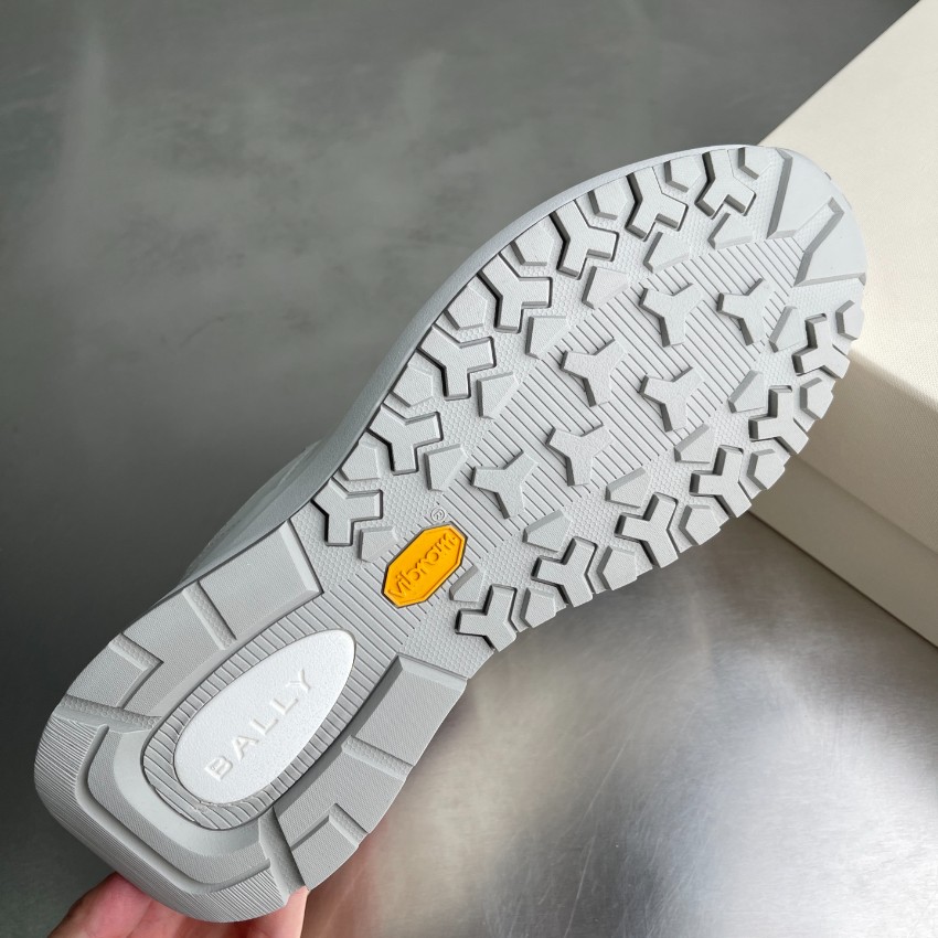 バリー スニーカー 2025新作 スーパーコピー 高再現度 丁寧な縫製 発送保証 安心サイト 上質レザー仕様 ホワイトグレー_9