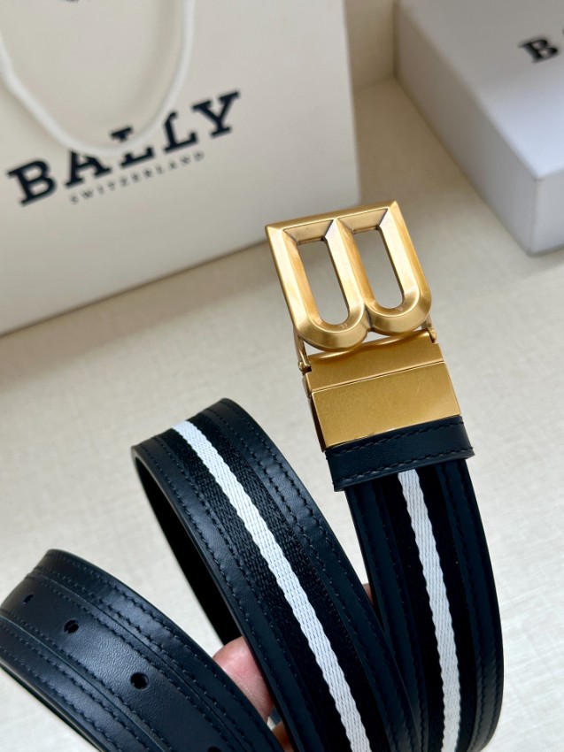 バリー ベルト 2025新作 偽物 バレない再現度 高再現度 丁寧な縫製 発送保証 安心サイト ゴールドBバックル仕様_3
