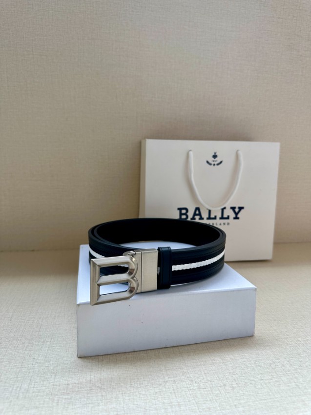 バリー ベルト 2025新作 偽物 バレない再現度 高再現度 丁寧な縫製 発送保証 安心サイト ゴールドBバックル仕様_6