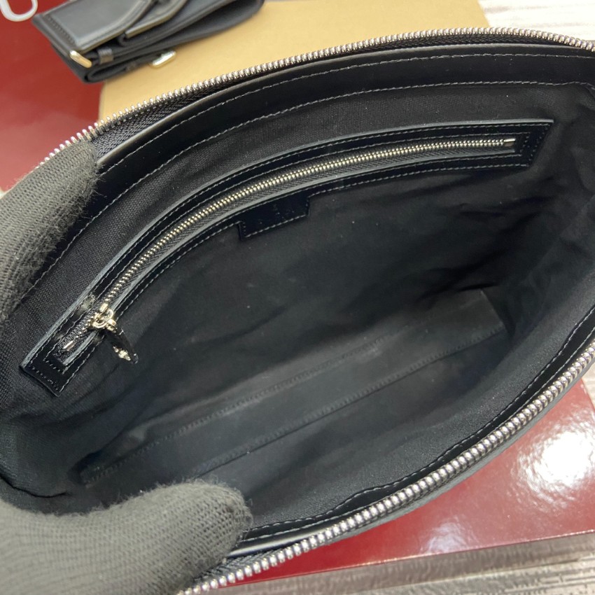 グッチ クラッチバッグ 2025新作 ブランド コピー 安全通販 高再現度 丁寧な縫製 発送保証 安心サイト GG柄ブラック_4