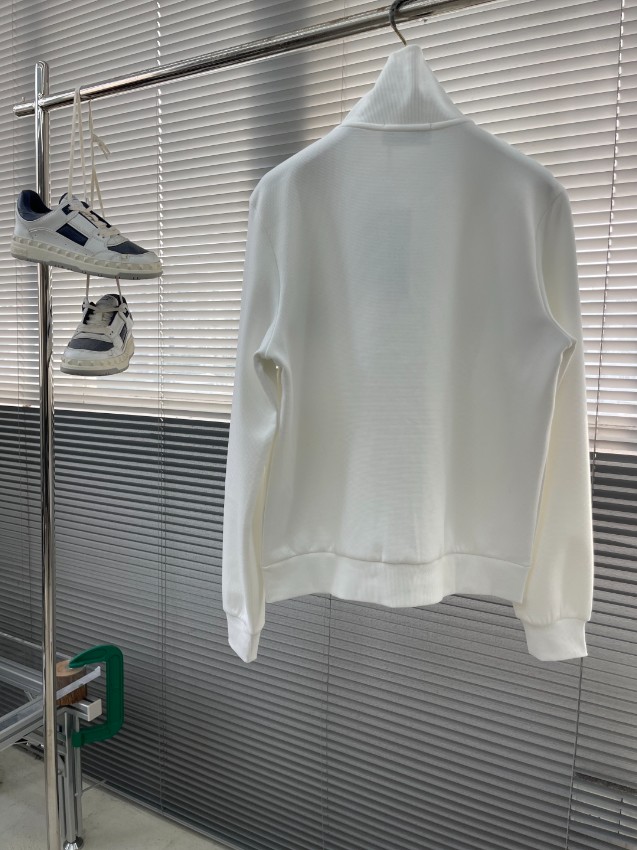 グッチ ジャージ 2025新作 ブランド コピー 安全通販 高再現度 通気 快適な着心地 丁寧な縫製 高級感仕上げ 安心サイト_2