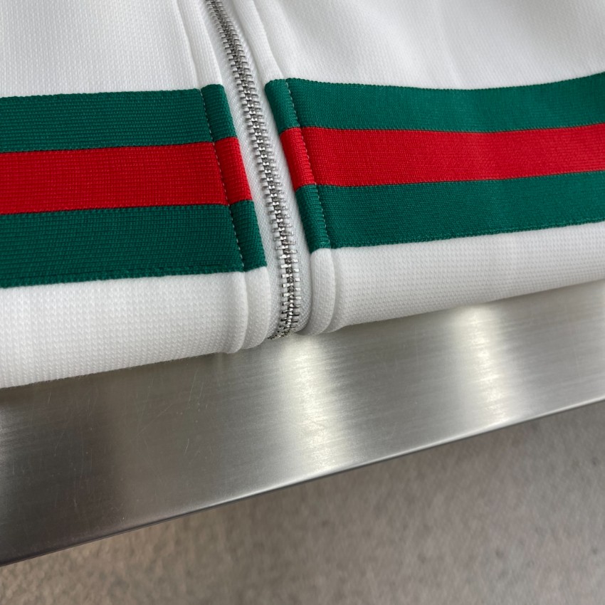 グッチ ジャージ 2025新作 ブランド コピー 安全通販 高再現度 通気 快適な着心地 丁寧な縫製 高級感仕上げ 安心サイト_5