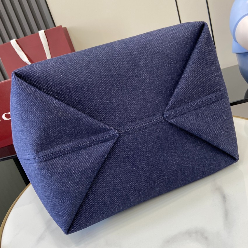 グッチ トートバッグ 2025新作 一比一 高級感仕上げ 本革使用 丁寧な縫製 大容量デニムバッグ 安心サイト_4