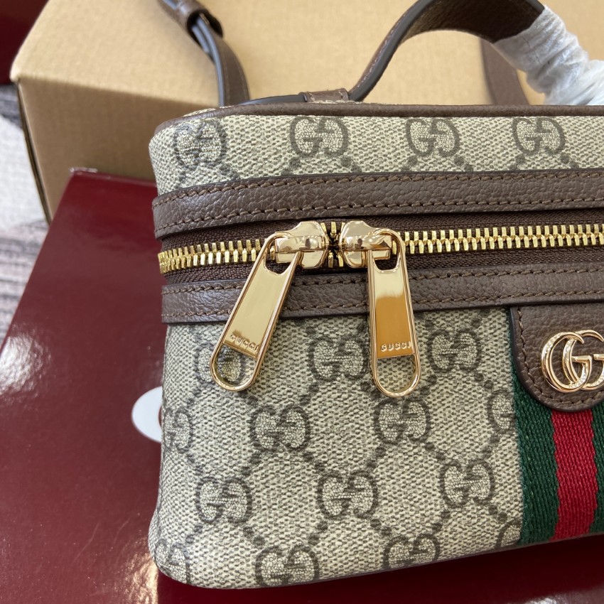 グッチ ミニショルダーバッグ 2025新作 高仿 優良サイト GGスプリーム 高級感仕上げ レディース人気 安心通販_9
