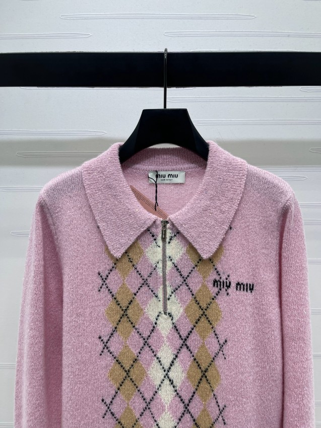 ミュウミュウ アーガイル柄 襟付き ニット セーター ピンク コピー 2025新作 細部まで忠実 高再現度デザイン 即納対応_3