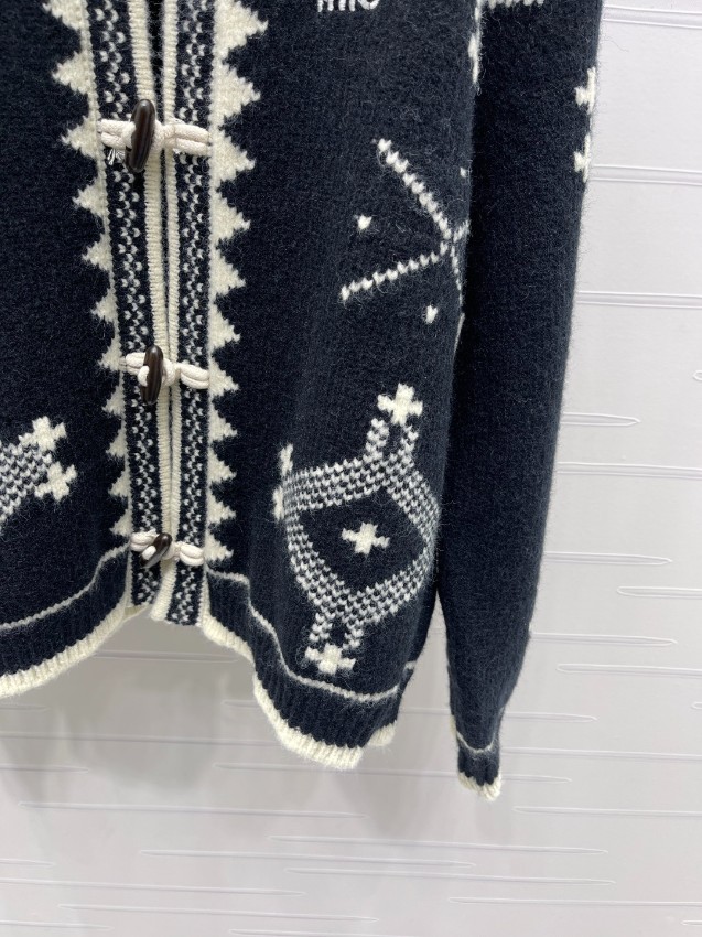 ミュウミュウ カーディガン 2025新作 n級 高再現度 細部まで忠実 上質感漂う 高品質仕上げ リピーター多数 安心サイト_5