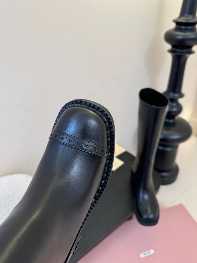 ミュウミュウ ロングブーツ 2025新作 激安 高級レベル仕様 本革使用 精密ディテール 丁寧な縫製 安心サイト リピーター多数_6