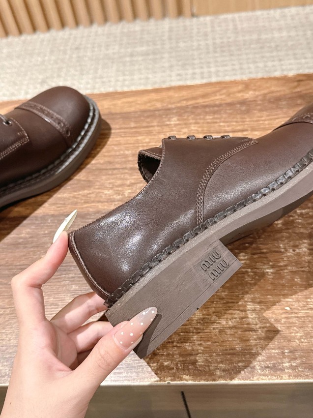 ミュウミュウ レザーシューズ 2025新作 スーパーコピー 優良サイト 高品質仕上げ 本格派モデル 高級感漂う 安心サイト_7