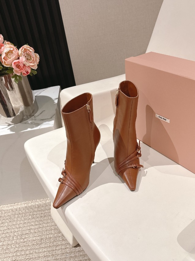 ミュウミュウ ブーツ 2025新作 ブランド コピー 安全通販 高級感仕上げ 本格派モデル 上質本革使用 安心サイト 発送保証_2