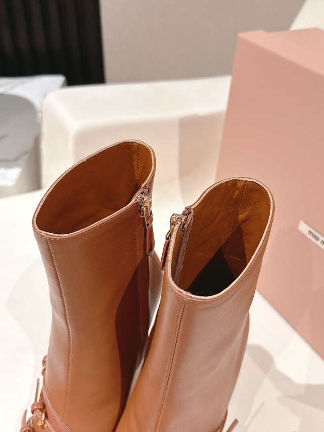 ミュウミュウ ブーツ 2025新作 ブランド コピー 安全通販 高級感仕上げ 本格派モデル 上質本革使用 安心サイト 発送保証_5
