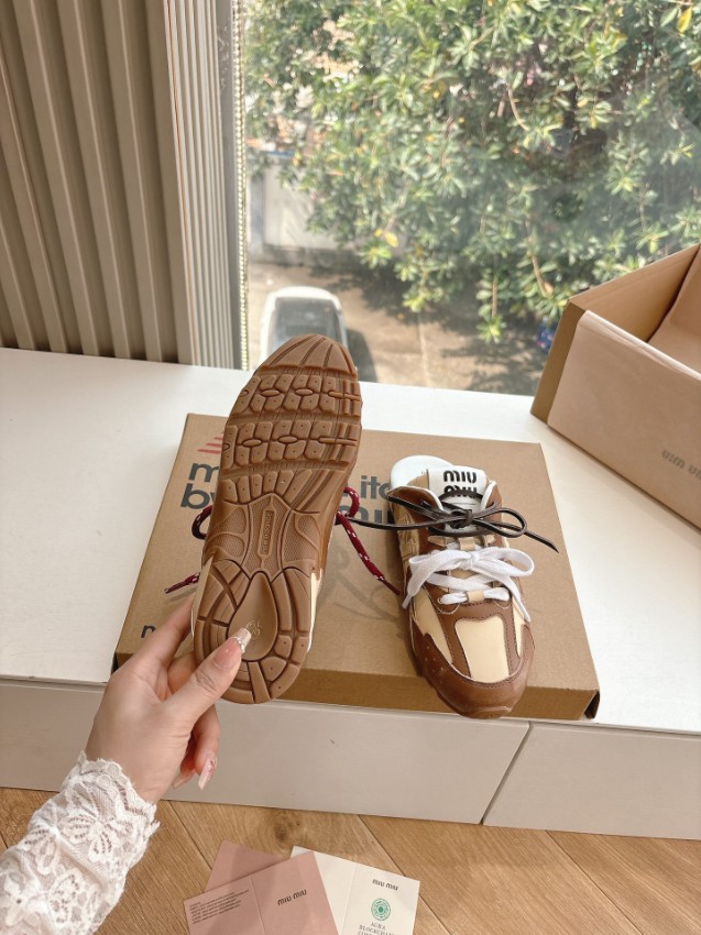 ミュウミュウ×ニューバランス スニーカー 2025新作 激安 高再現度 丁寧な縫製 本格派モデル 高級感漂う 安心サイト_7