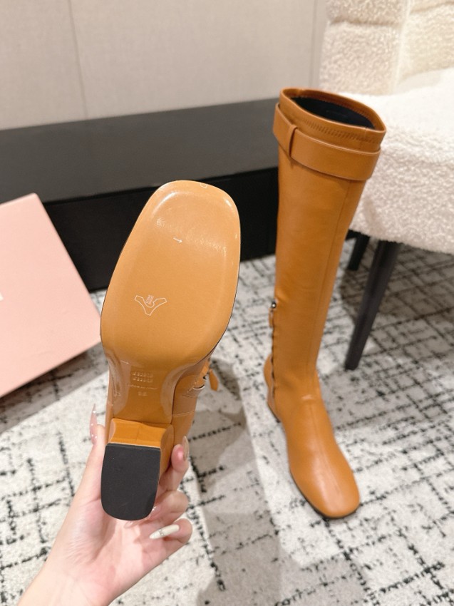 ミュウミュウ ロングブーツ 2025新作 格安 高再現度 本革使用 高級感仕上げ 丁寧な縫製 本格派モデル 安心サイト_1