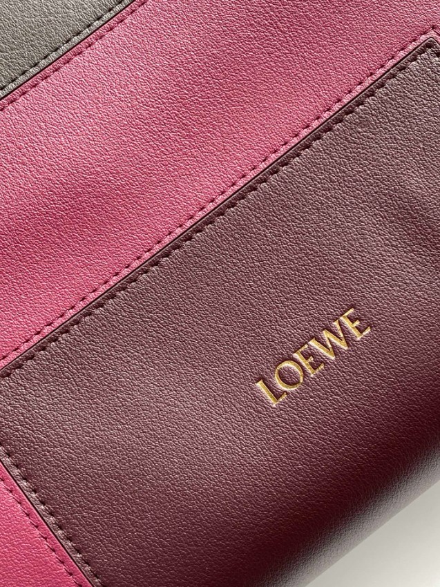 ロエベ 偽物 ドローストリングバッグ 2025新作 高再現度の美配色モデル 上質感あふれる仕上げ 安心サイト 実店舗運営_5