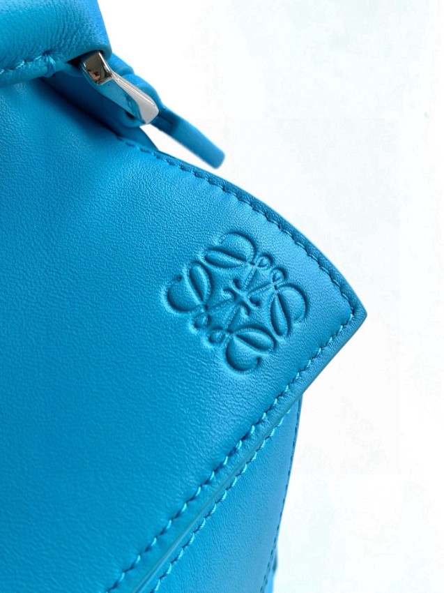 ロエベ スーパーコピー 優良サイト パズルバッグ 2025新作 高再現度で話題の限定カラー 上質カーフ使用 高級感仕上げ_7