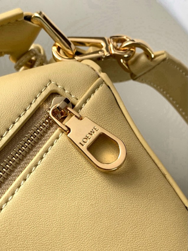 ロエベ 偽物 バレない再現度 パズルバッグ 2025新作 高再現度と上質感を両立 丁寧な縫製 安心サイト 実店舗運営_5