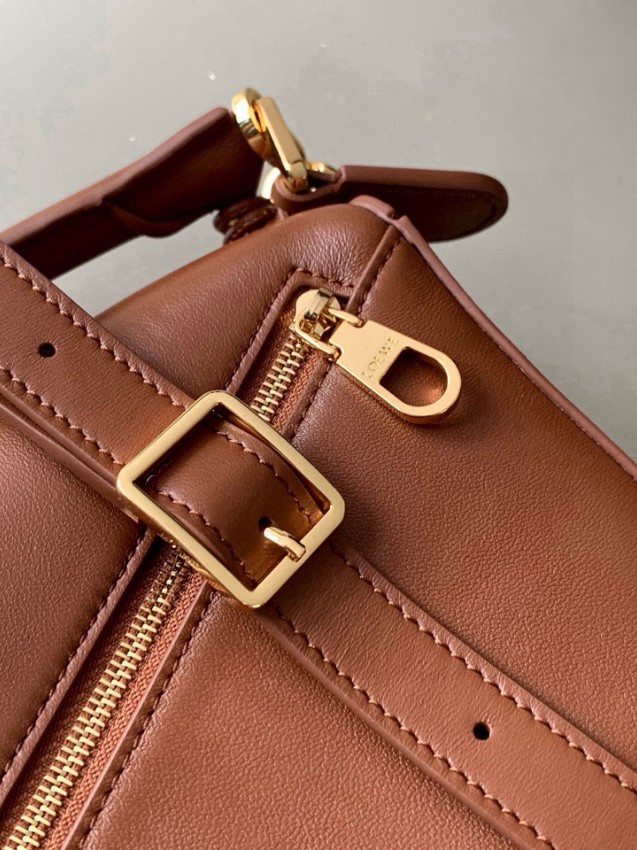 ロエベ スーパーコピー パズルバッグ 2025新作 高再現度モデル 上質カーフ使用 高級感漂う仕上げ 安心サイト 実店舗運営_7