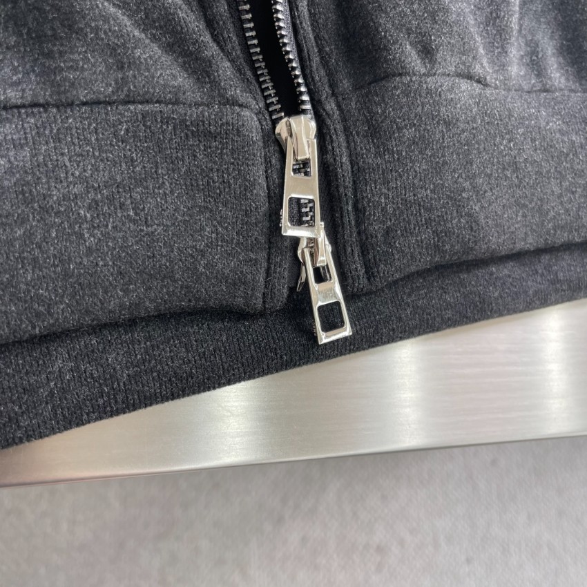 ロエベ 偽物 ジップジャケット 2025新作 高再現度で話題 通気性抜群 快適な着心地 丁寧な縫製 安心サイト 実店舗運営_6