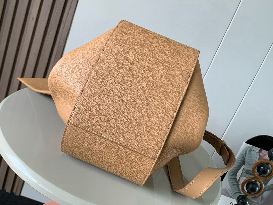 ロエベ 偽物 バレない再現度 ハンモックバッグ 2025新作 高再現度モデル 上質カーフ使用 高級感仕上げ 丁寧な縫製 安心サイト_6