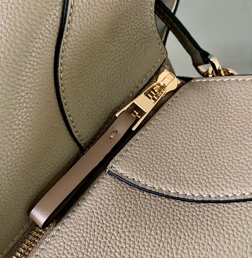 ロエベ ブランド コピー 安全通販 ハンモックバッグ 2025新作 高再現度モデル 上質カーフ使用 高級感仕上げ 丁寧な縫製 安心サイト_6