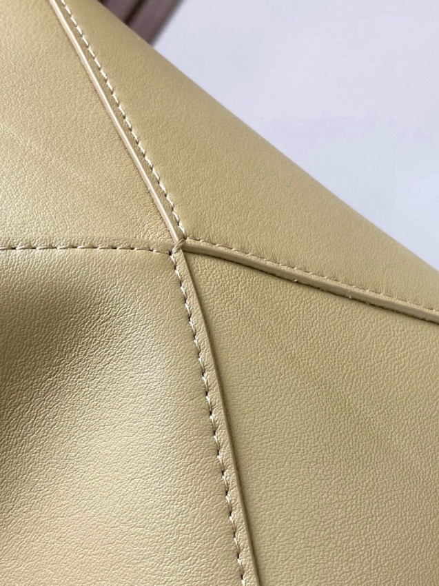 ロエベ パズル ミニ バッグ 2025新作 n級 高再現度 本革使用 精密ディテール 職人技術再現 上質感 満足度高い 安心サイト_5