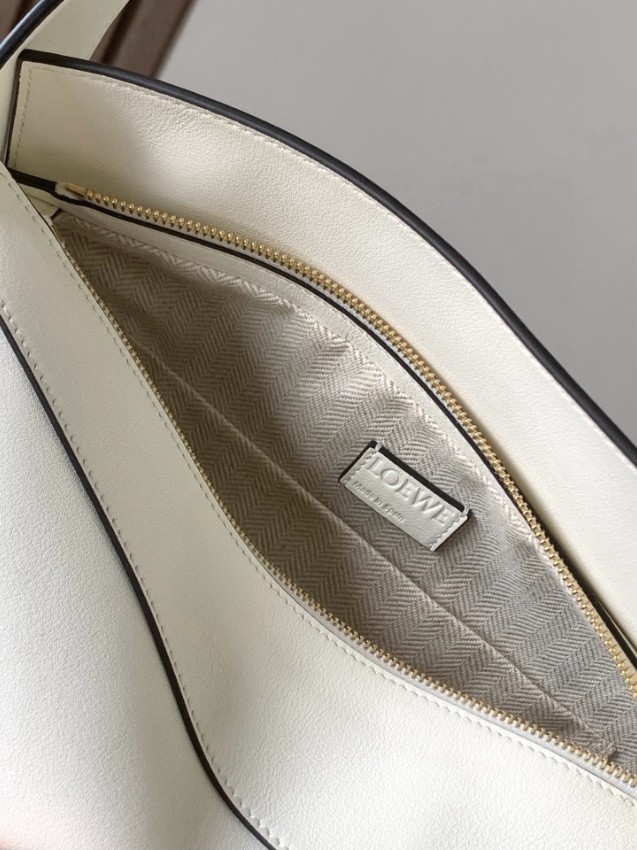 ロエベ パズル スモール バッグ 2025新作 偽物 バレない再現度 本革使用 高再現度 精密ディテール 職人技術再現 上質感 安心サイト_4