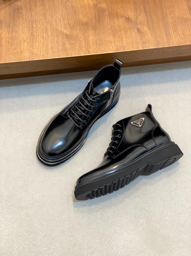 プラダ ブランド コピー レースアップブーツ 2025新作 高級感仕上げ 発送保証付き 安心サイト 品質管理徹底_3