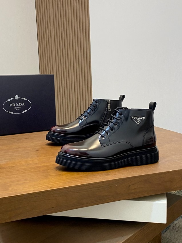 プラダ スーパーコピー ブーツ 2025新作 高再現度 光沢レザー仕様 発送保証付き 安心サイト 高級感仕上げ_1