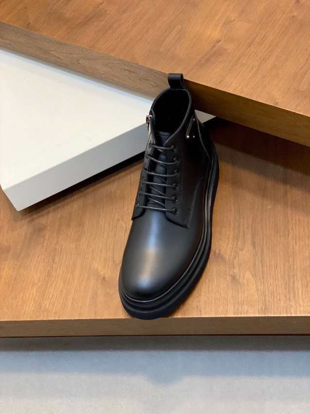 プラダ n級 ブーツ 2025新作 高級感仕上げ マットブラック仕様 発送保証付き 安心サイト 高再現度モデル_4