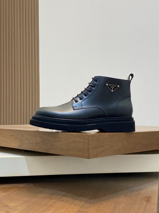 プラダ n級 ブーツ 2025新作 高級感仕上げ マットブラック仕様 発送保証付き 安心サイト 高再現度モデル_5